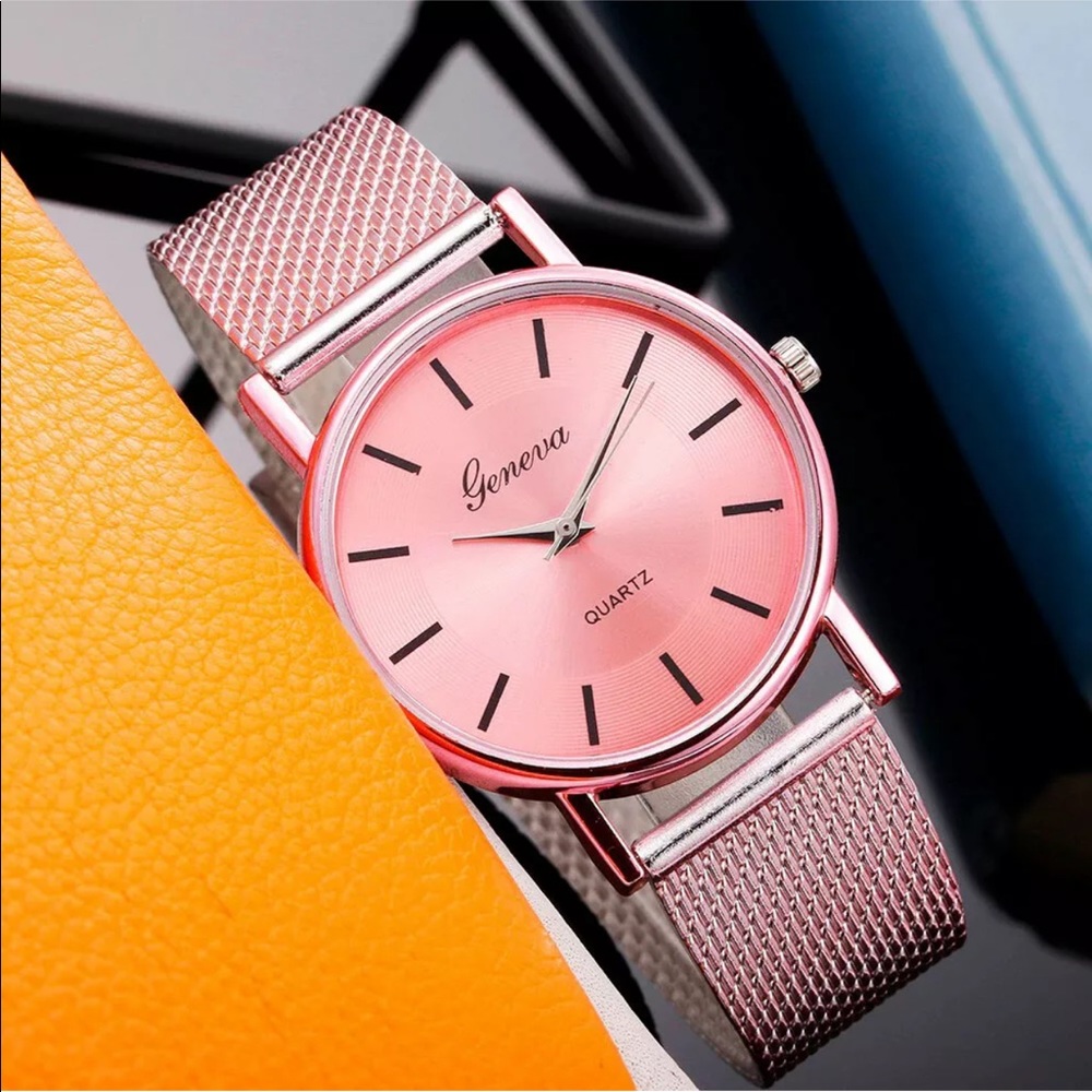 Ladies analog watch new with tags and gift box